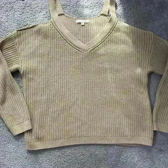 LA Hearts Tan Off the shoulder sweater - Picture 1 of 2